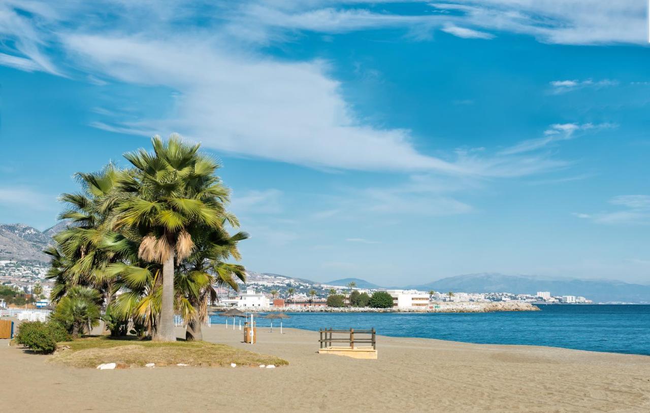 Las Piramides Fuengirola Bagian luar foto